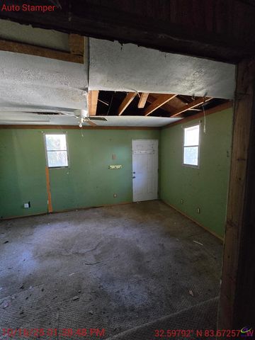 111 Glenwood Avenue, Warner Robins, GA 31088