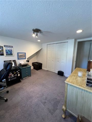 524 Edmond St, Bloomfield, PA 15224