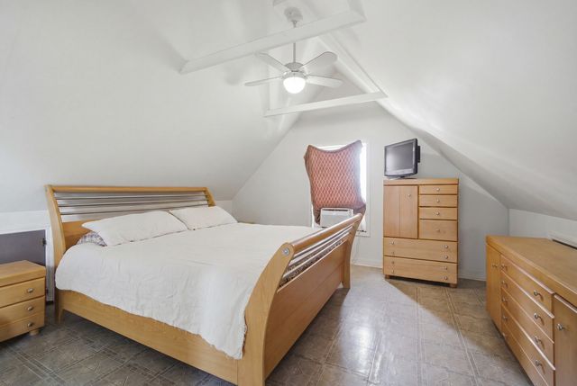 4849 W Ainslie Street, Chicago, IL 60630