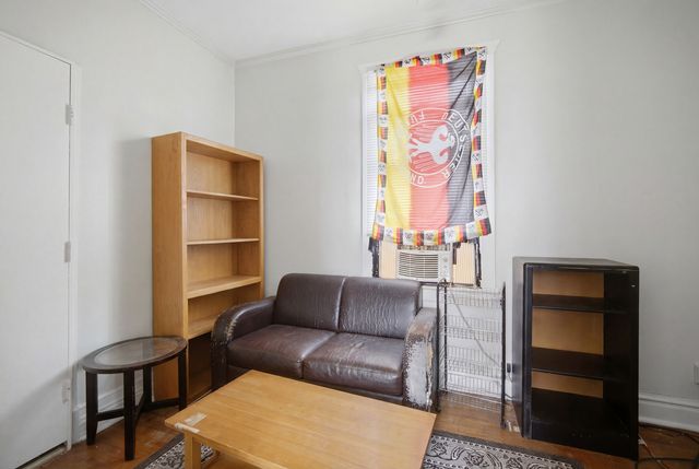 4849 W Ainslie Street, Chicago, IL 60630