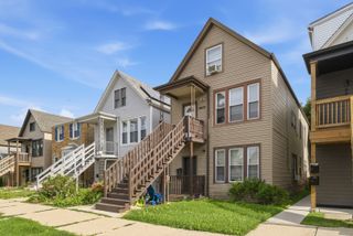 4849 W Ainslie Street, Chicago, IL 60630