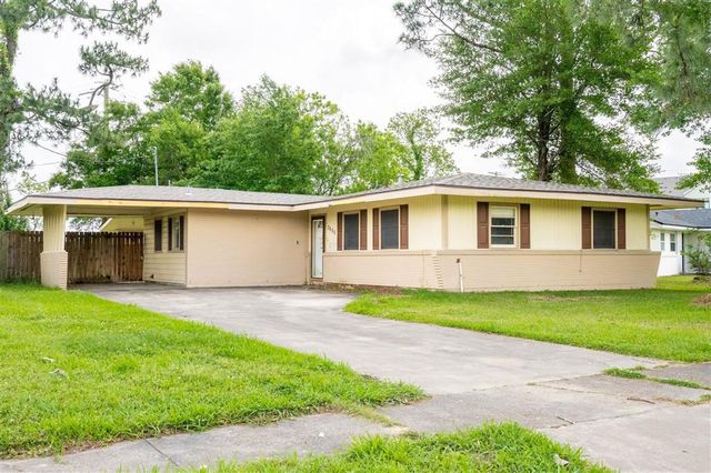 3605 E Roosevelt Street, Lake Charles, LA 70607