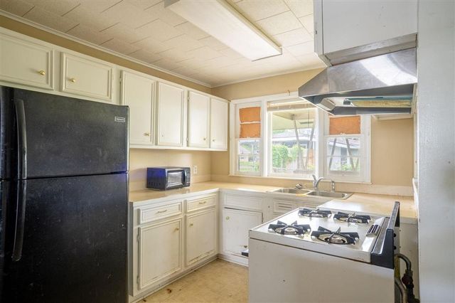 3605 E Roosevelt Street, Lake Charles, LA 70607