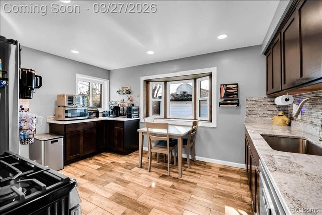 25031 Wagner Avenue, Warren, MI 48089