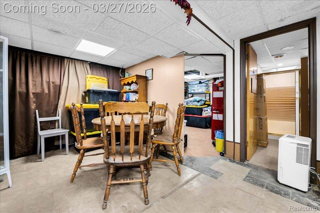 25031 Wagner Avenue, Warren, MI 48089