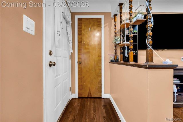 25031 Wagner Avenue, Warren, MI 48089