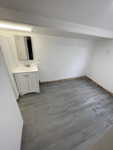 10245 SW 37th Ter none, Miami, FL 33165