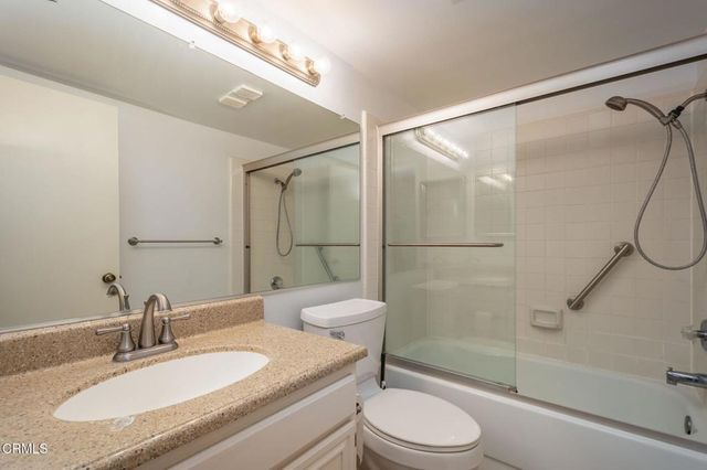 883 Murdoch Lane, Ventura, CA 93003