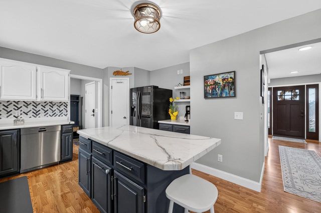 730 Highcliff Trail, Madison, WI 53718