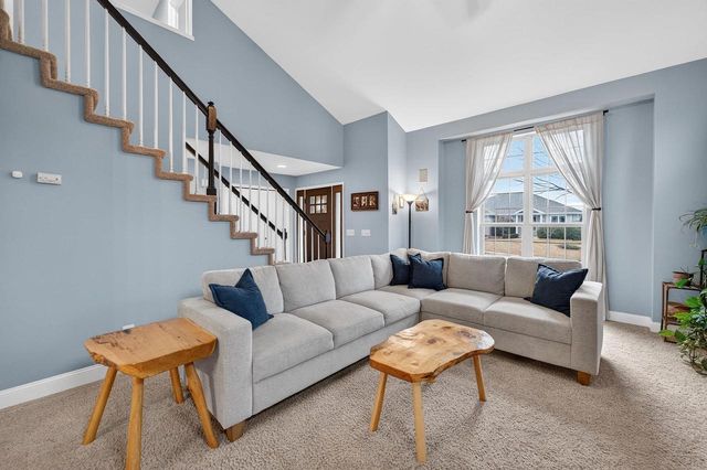 730 Highcliff Trail, Madison, WI 53718