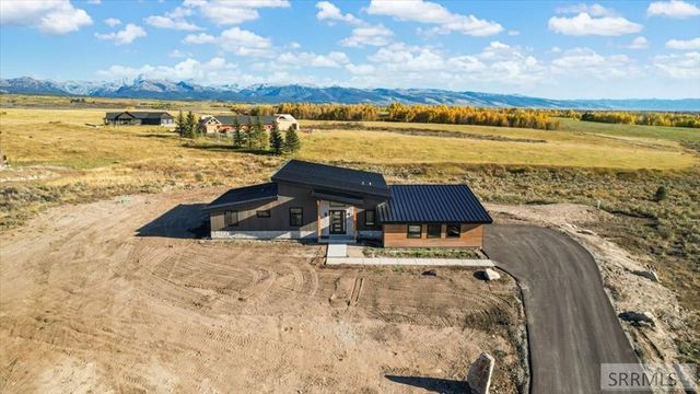 9475 Buck Town Blvd, Tetonia, ID 83452