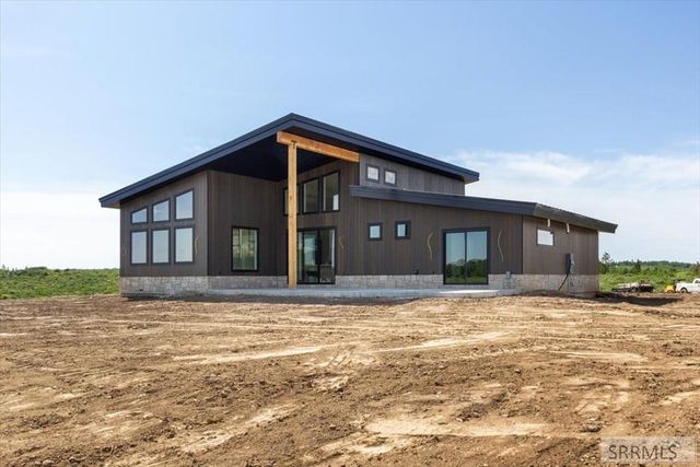 9475 Buck Town Blvd, Tetonia, ID 83452