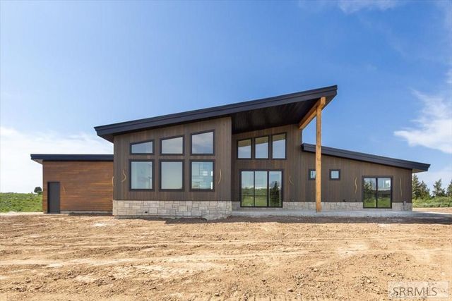 9475 Buck Town Blvd, Tetonia, ID 83452