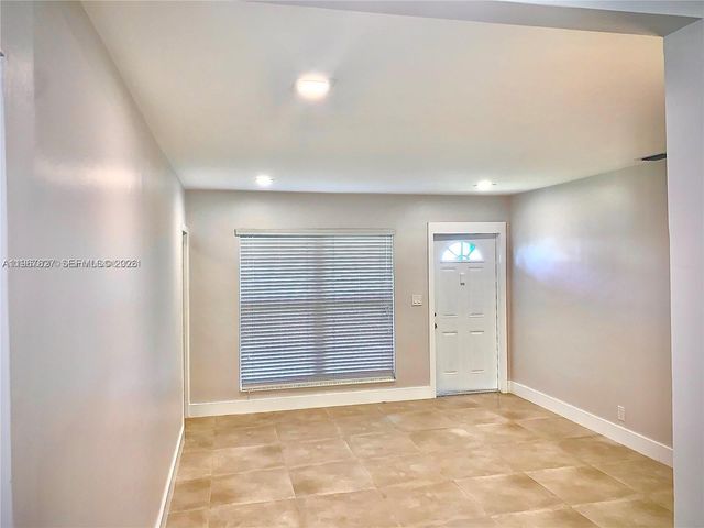 2634 Fletcher Ct, Hollywood, FL 33020