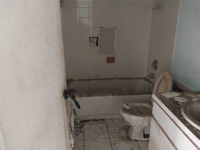 3507 W SAN LUIS STREET, Tampa, FL 33629