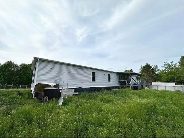 301 Lewis Avenue, Liberty, KY 42539