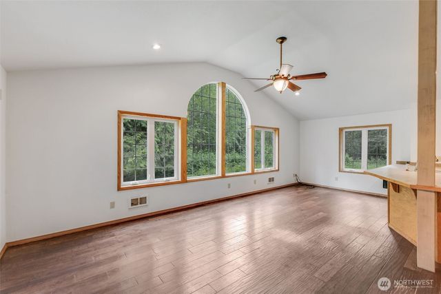 39322 310th Avenue SE, Enumclaw, WA 98022