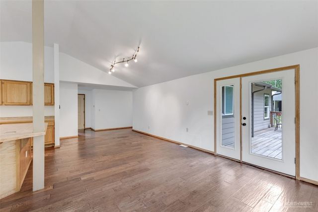 39322 310th Avenue SE, Enumclaw, WA 98022