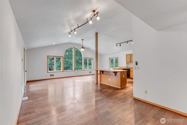 39322 310th Avenue SE, Enumclaw, WA 98022