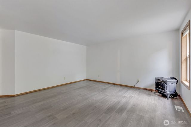 39322 310th Avenue SE, Enumclaw, WA 98022