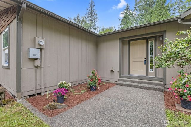 39322 310th Avenue SE, Enumclaw, WA 98022