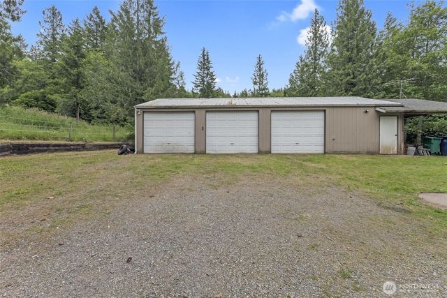39322 310th Avenue SE, Enumclaw, WA 98022