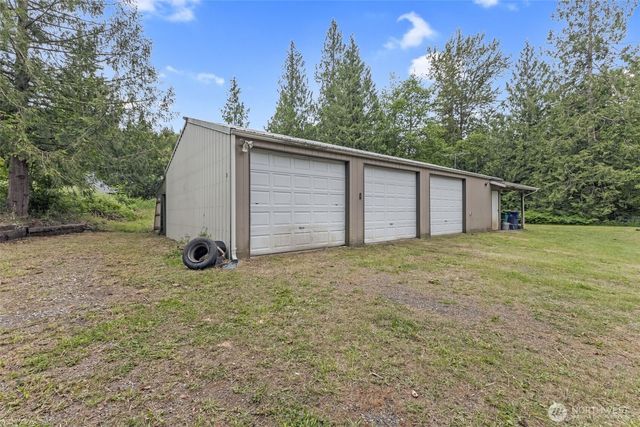 39322 310th Avenue SE, Enumclaw, WA 98022