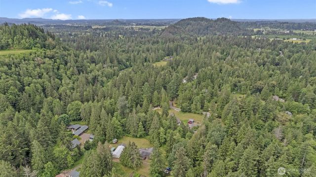 39322 310th Avenue SE, Enumclaw, WA 98022