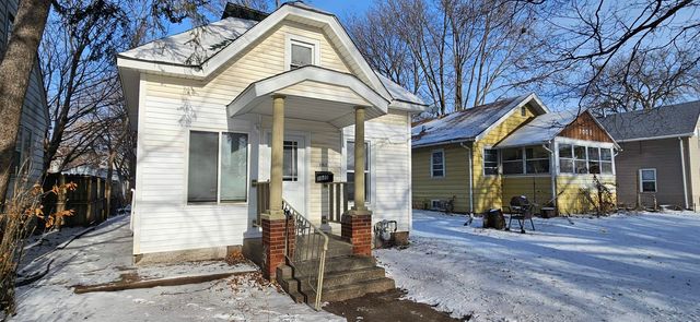 1012 W 6Th St Street, Waterloo, IA 50702