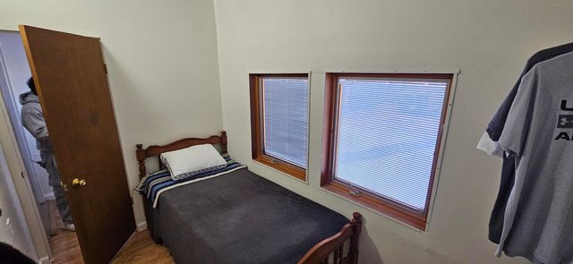 1012 W 6Th St Street, Waterloo, IA 50702