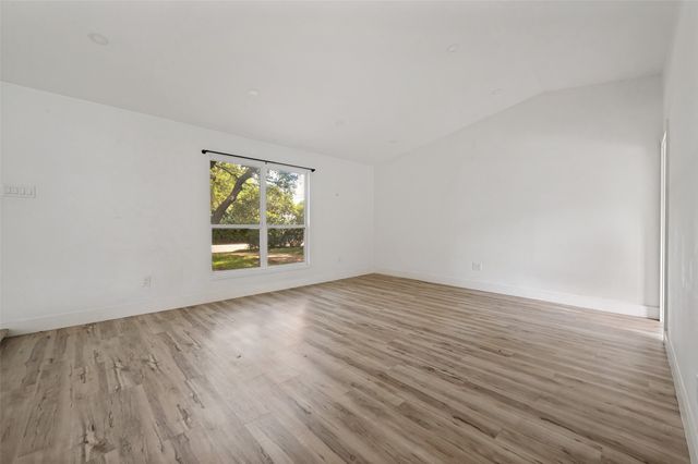 3707 Ridgeoak Way, Farmers Branch, TX 75244