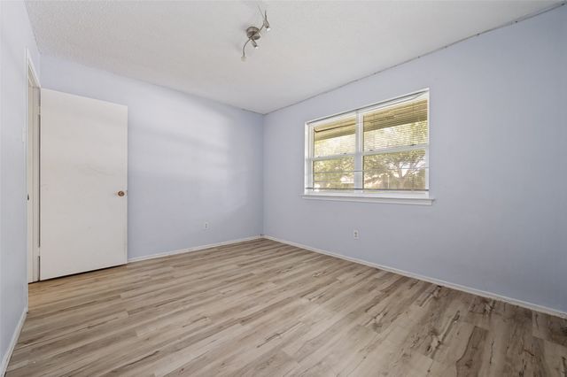 3707 Ridgeoak Way, Farmers Branch, TX 75244