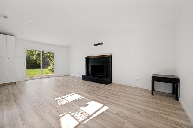 3707 Ridgeoak Way, Farmers Branch, TX 75244