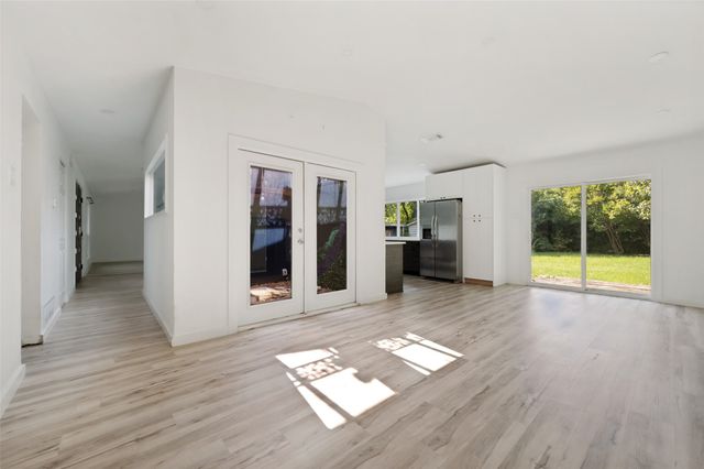3707 Ridgeoak Way, Farmers Branch, TX 75244