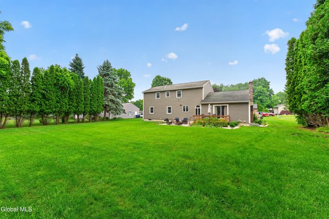 4 Homestead Road, Glenville, NY 12302