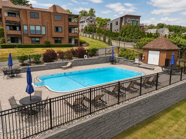 350 N Water Street 4-1, Newburgh, NY 12550