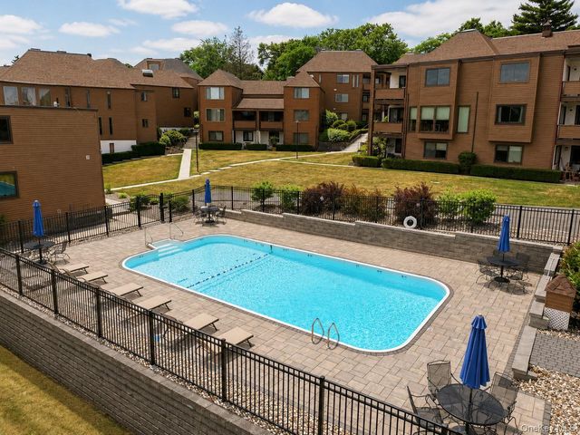 350 N Water Street 4-1, Newburgh, NY 12550