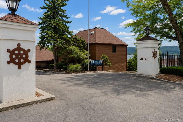 350 N Water Street 4-1, Newburgh, NY 12550