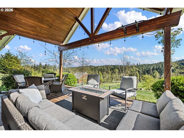 2764 E 40TH Ave, Eugene, OR 97405