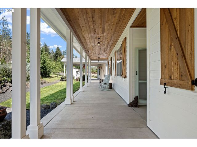 2764 E 40TH Ave, Eugene, OR 97405