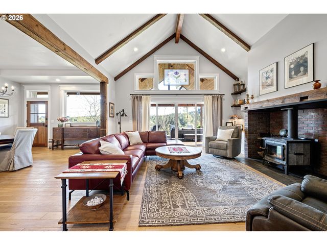 2764 E 40TH Ave, Eugene, OR 97405