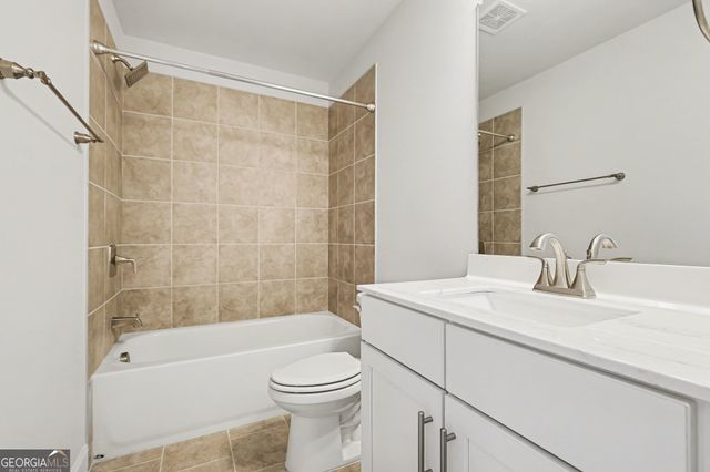 3544 Palmer Falls Drive, Douglasville, GA 30135