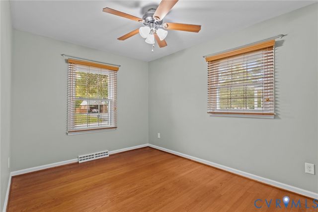 1300 Lee Dr, Farmville, VA 23901