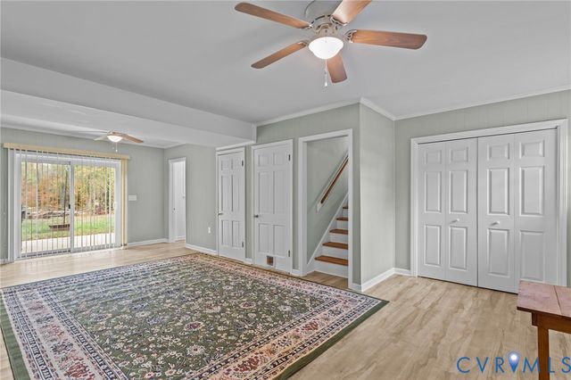 1300 Lee Dr, Farmville, VA 23901