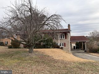 9533 FORT FOOTE RD, Fort Washington, MD 20744