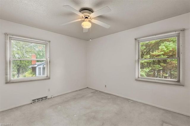3404 Rolling Road, High Point, NC 27265