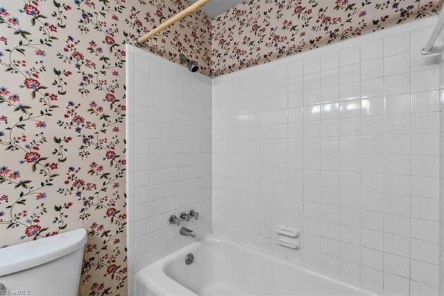 3404 Rolling Road, High Point, NC 27265