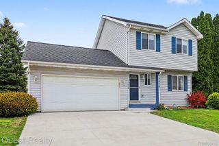 7058 Rolling Hills Drive, Waterford Charter Township, MI 48327