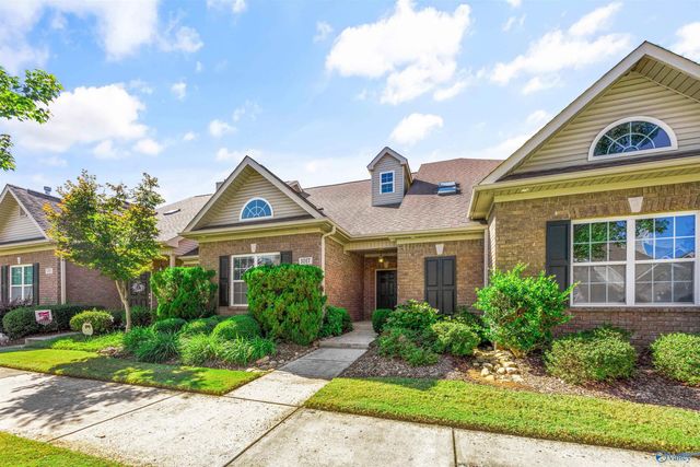 1017 Cresent Falls, Huntsville, AL 35806