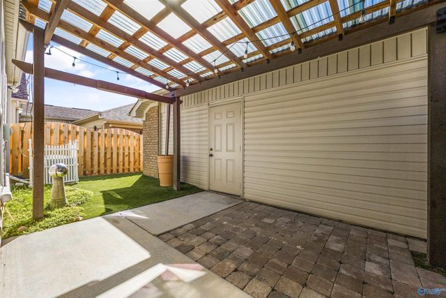 1017 Cresent Falls, Huntsville, AL 35806